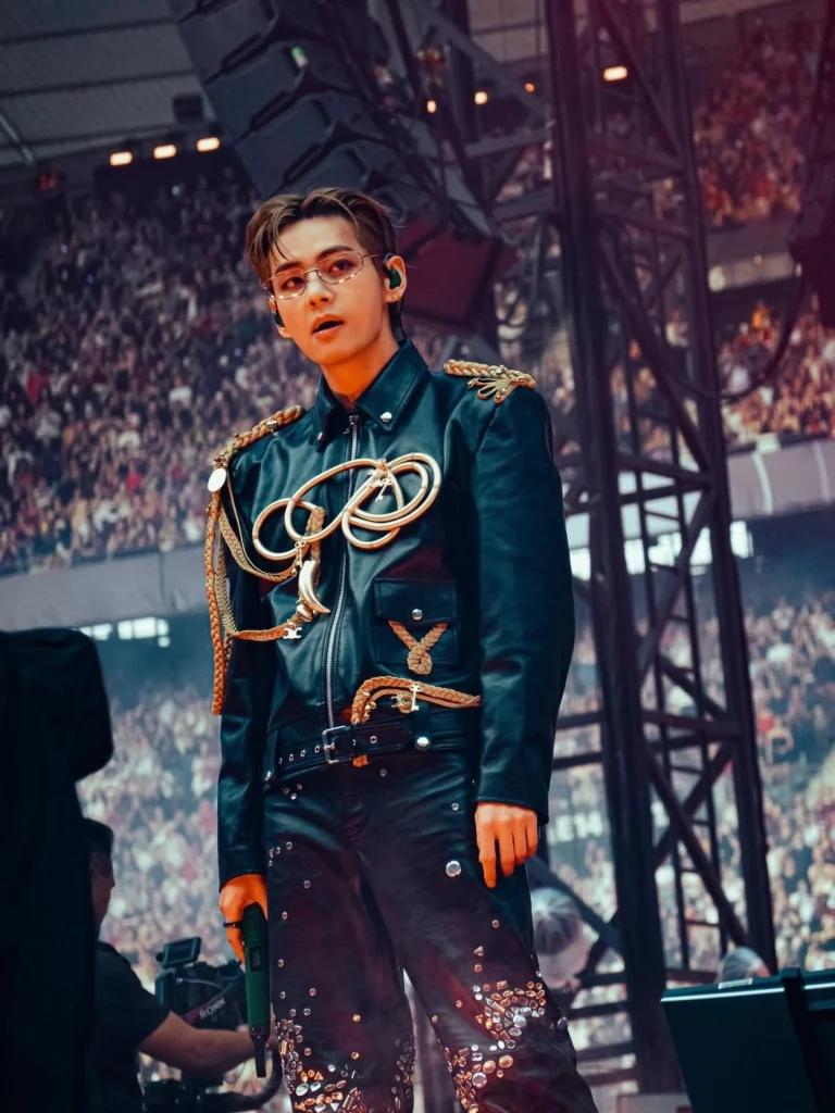 bts-fashion-tour (44)