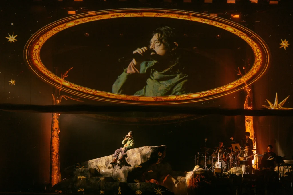 grey-d-thang-hoa-trong-concert-tran-thanh-va-dan-sao-cung-co-vu 12