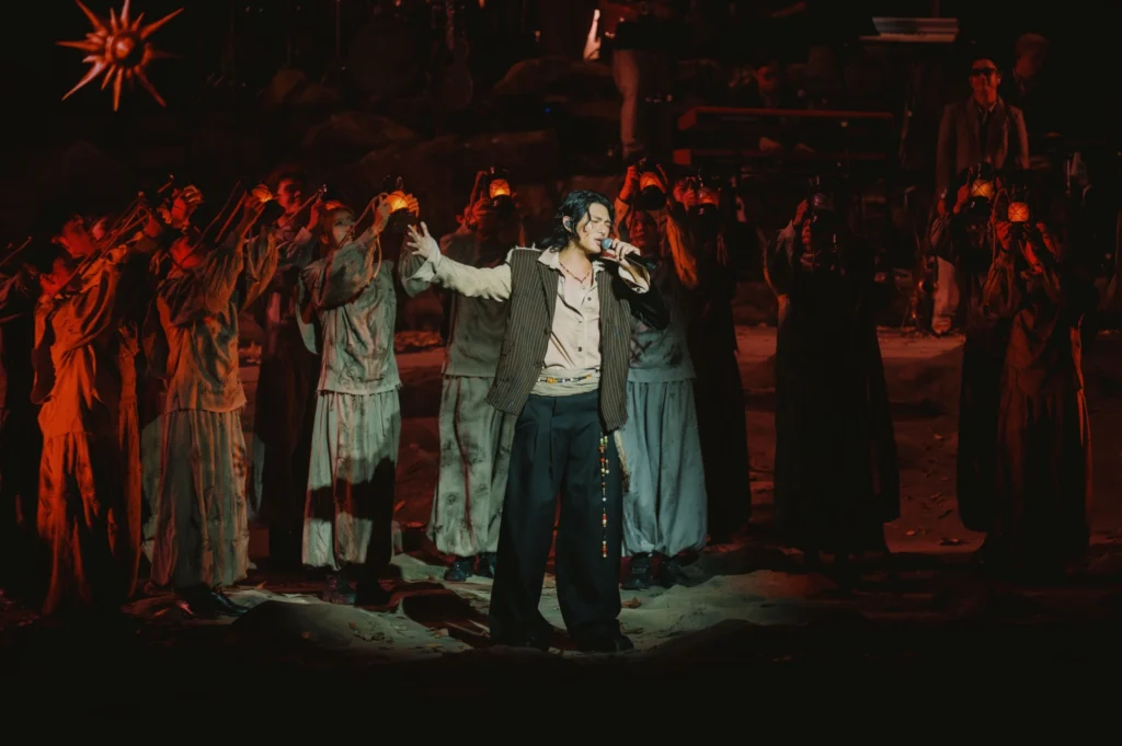 grey-d-thang-hoa-trong-concert-tran-thanh-va-dan-sao-cung-co-vu 4
