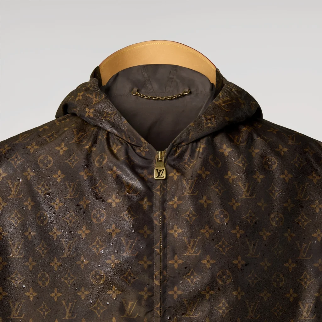 louis-vuitton-louis-vuitton-silk-tech-windbreaker--HVB73WD0Q85M_PM1_Closeup view