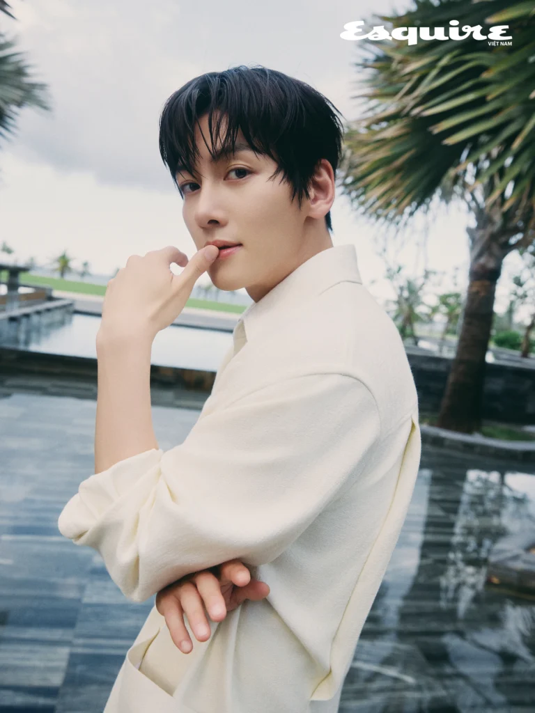 phong-van-doc-quyen-ji-chang-wook 8
