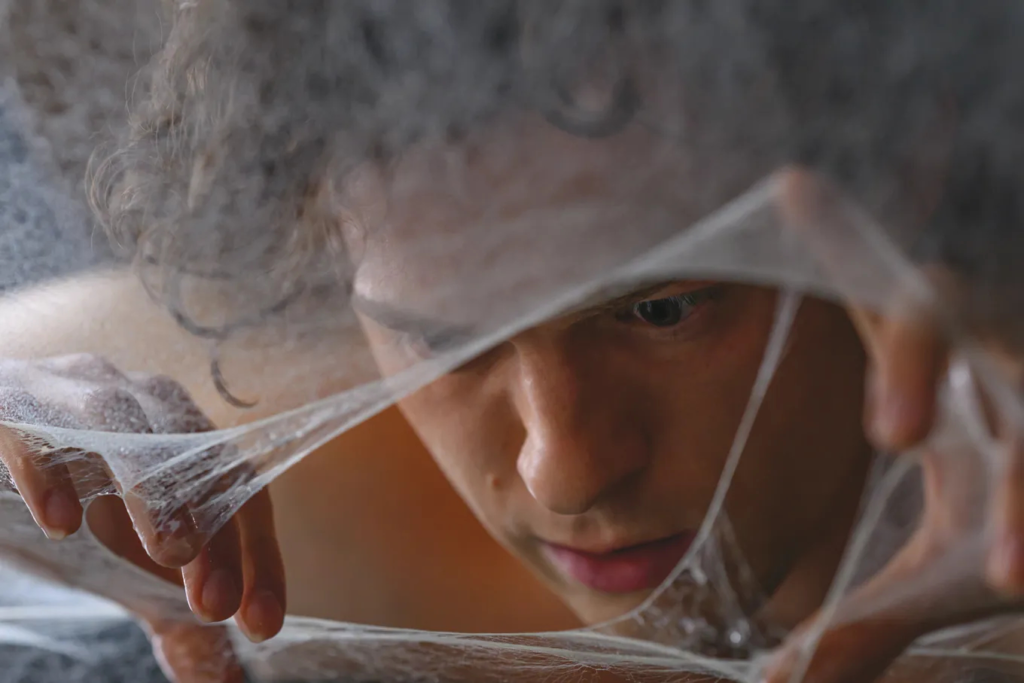 tom-holland-chua-bao-gio-xuat-sac-den-the-trong-spider-man-brand-new-day 10