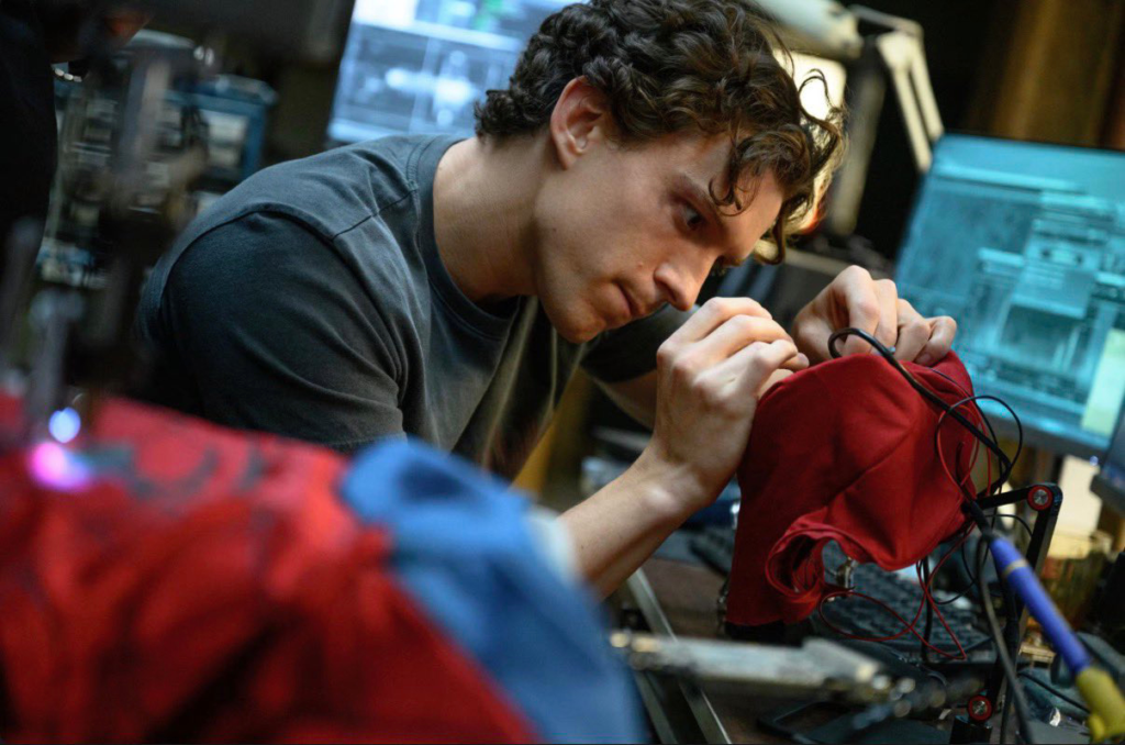 tom-holland-chua-bao-gio-xuat-sac-den-the-trong-spider-man-brand-new-day 8