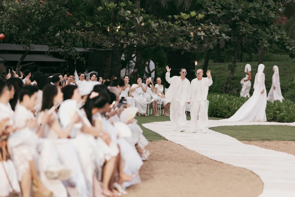 vungocson-tao-dau-an-voi-san-dien-giua-thien-nhien-banyan-tree-lang-co 21