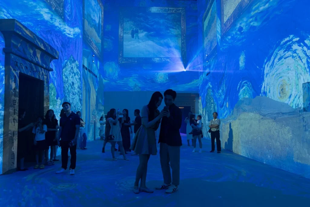 Khi những vì sao của Van Gogh không còn nằm yên trên_4