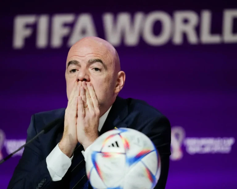 UEFA muốn kết thúc thời đại Infantino