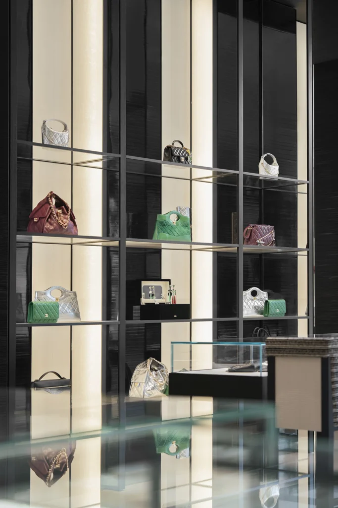 chanel_chanel-unveils-its-newly-expanded-fashion-boutique-at-rex-hotel-ho-chi-minh-city-11-HD