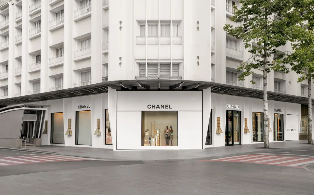chanel_chanel-unveils-its-newly-expanded-fashion-boutique-at-rex-hotel-ho-chi-minh-city-2-1-HD