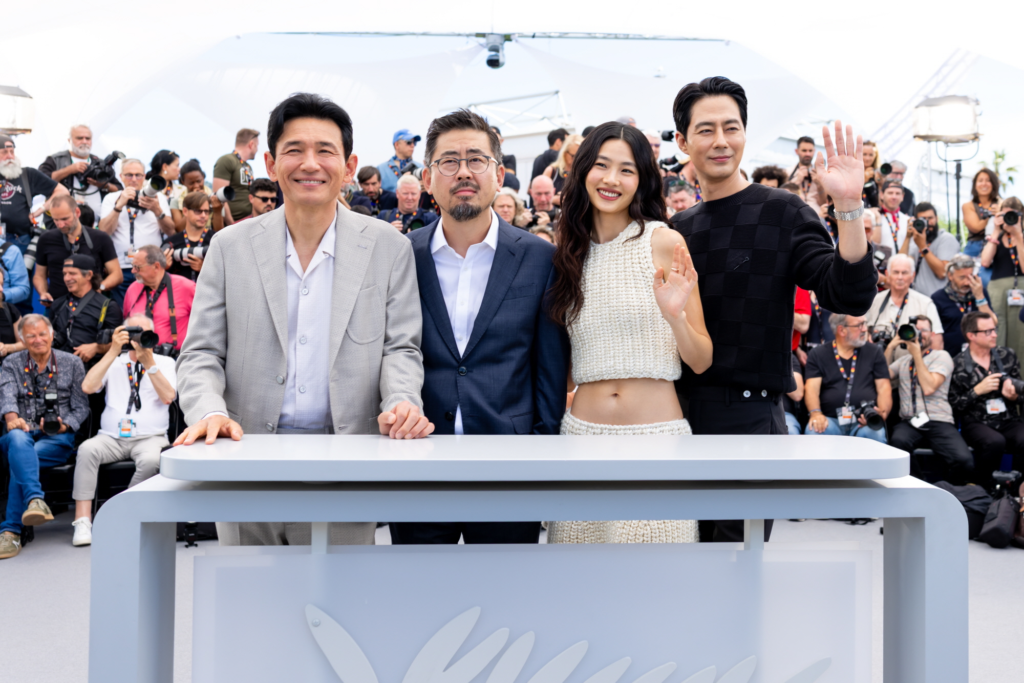 dan-cast-hope-vung-tu-dia-xac-nhan-den-viet-nam-dip-le-quoc-khanh