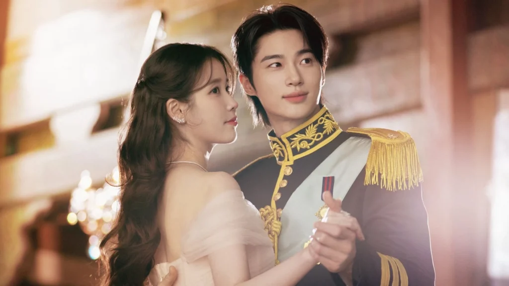 Phim mới của IU và Byeon Woo Seok: Vương miện hoàn hảo – Perfect Crown (2026)