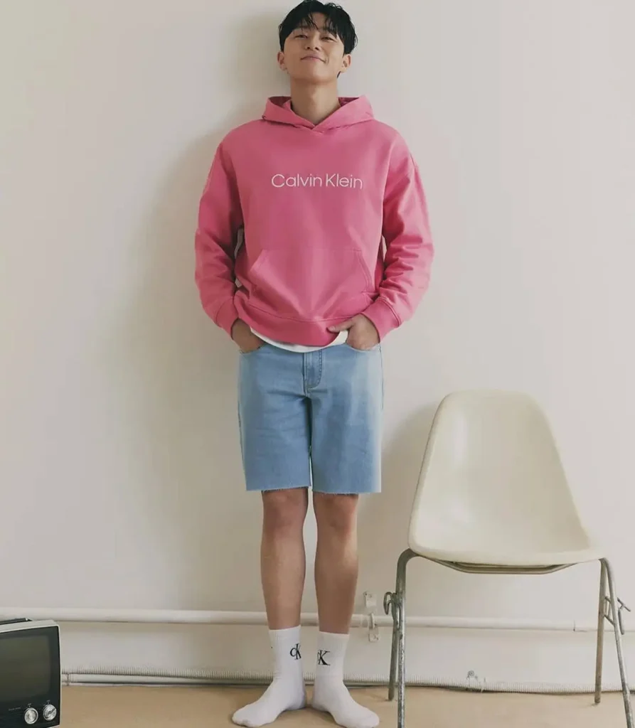 hồng san hô và xanh denim