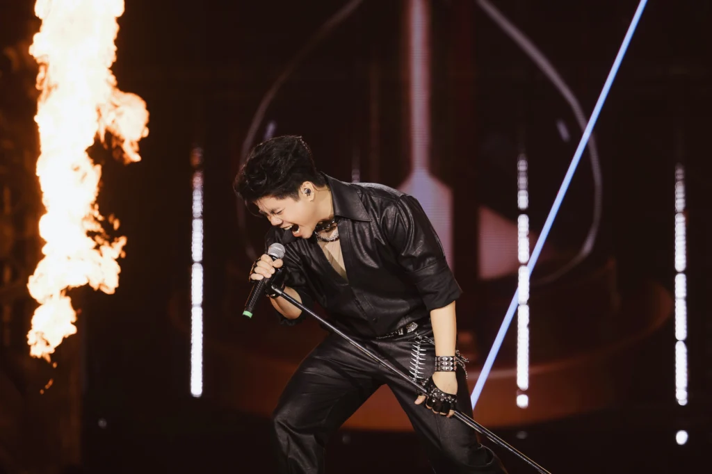 tap-6-atvncg-2026-xoa-the-bung-no-cam-xuc-cong-bo-concert-tai-tp-hcm 12