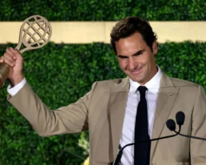 Federer vào Đại sảnh Danh vọng Không chỉ đẹp khi cầm vợt