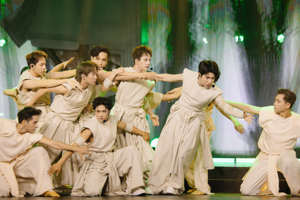 anh-tai-tung-mint-va-toki-thanh-tho-tam-biet-atvncg-2026 900
