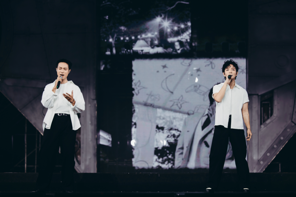 hoang-dung-ha-an-huy-lan-dau-song-ca-cam-on-tinh-yeu-toi-o-atvncg-2026 25