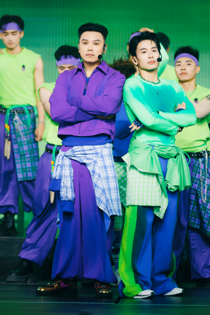 hoang-dung-ha-an-huy-lan-dau-song-ca-cam-on-tinh-yeu-toi-o-atvncg-2026 3