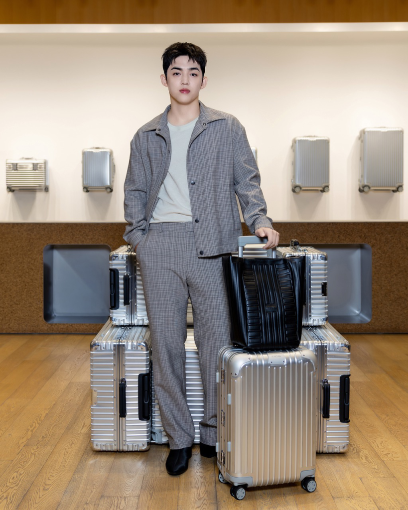 rimowa-dong-hanh-cung-nhung-hanh-trinh-tu-cam-hung 3