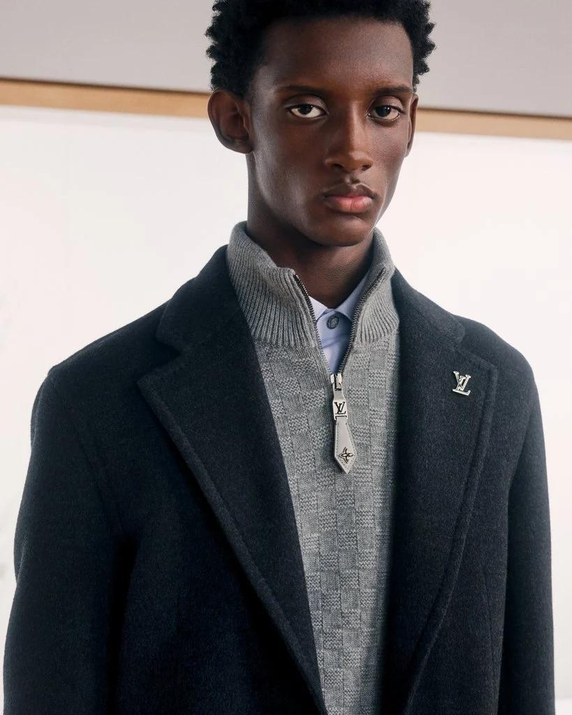 LOUIS-VUITTON-MENrsquoS-FORMAL-SPRING-SUMMER-2027-LOOK-2-DETAIL