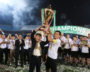 bau-hien-va-nhung-doi-bong-khong-mang-ten-ha-noi thum