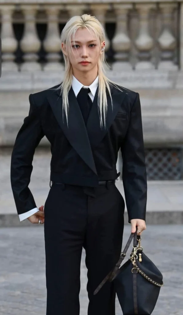 felix louis vuitton ss27 5