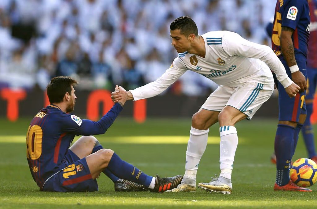 ronaldo-messi-va-nhung-nguoi-khong-muon-cuoc-tranh-luan-ket-thuc 8