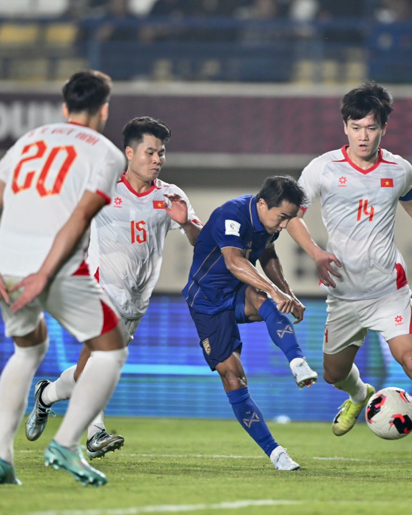 vi-sao-dinh-cao-su-nghiep-cua-cau-thu-viet-nam-qua-ngan